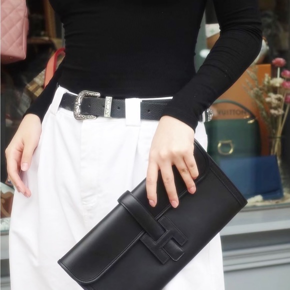 Authentic Hermes Jige elan 29 Clutch in Black Swift calfskin leather. - Picture 7 of 13